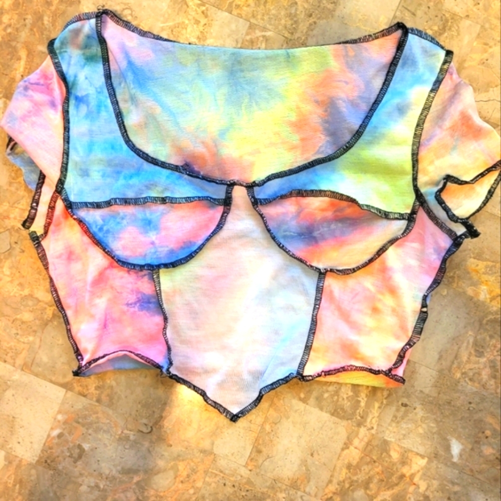 Rainbow🌈 tie dye crop top